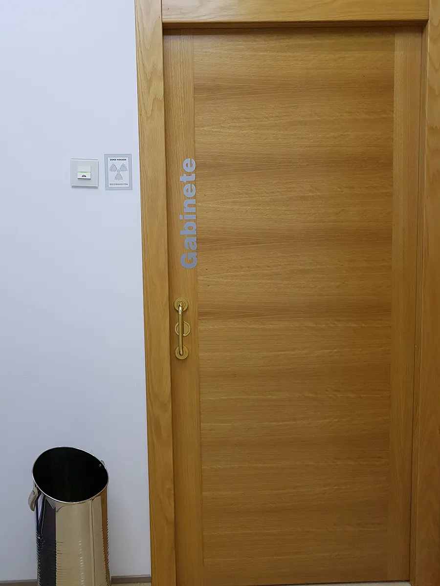 Puerta gabinete